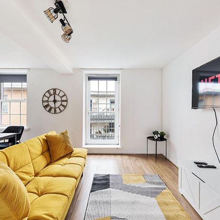 Sleek Shoreditch Hideout - 2 Bed Gem With Balcony In Central ลอนดอน ภายนอก รูปภาพ